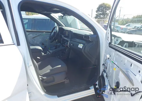 2025 Toyota Tacoma Sr 2Wd z USA, uszkodzony, nr VIN 3TYKD5HN1ST026279